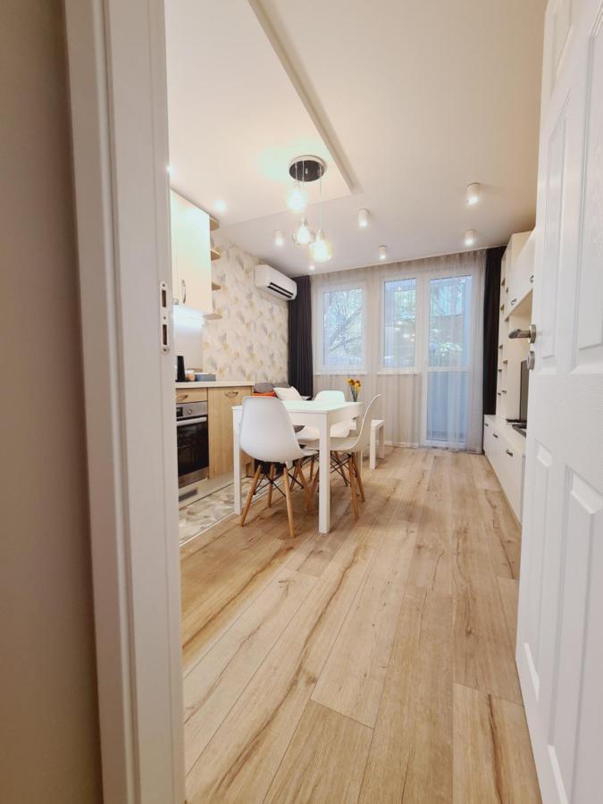 Brand New Luxury Flat In The City Center فارنا المظهر الخارجي الصورة